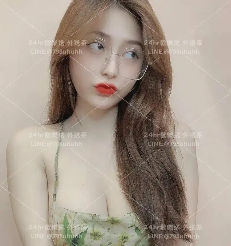 桃園約砲 Claire