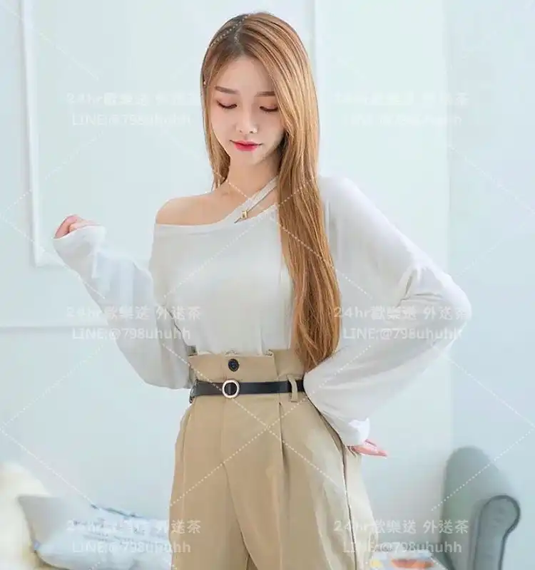 金門約砲 Charlotte