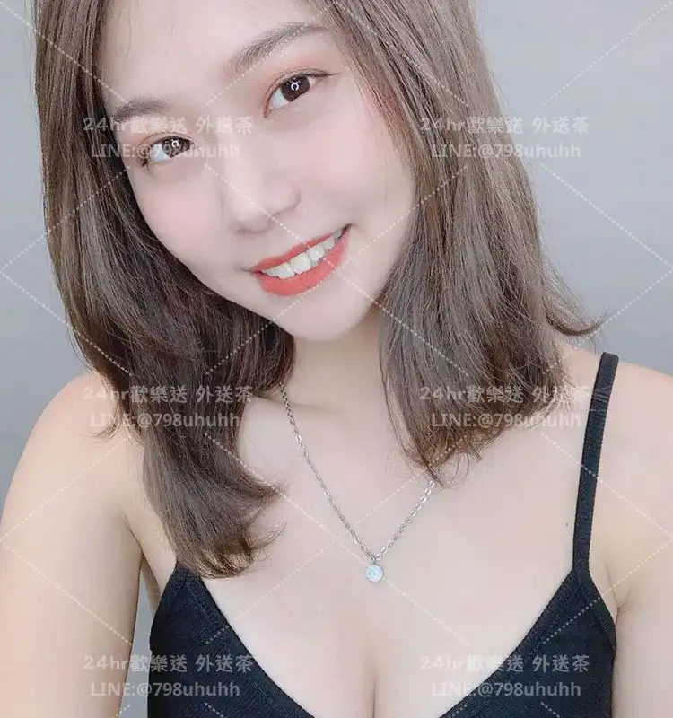 台北約砲 Ellie